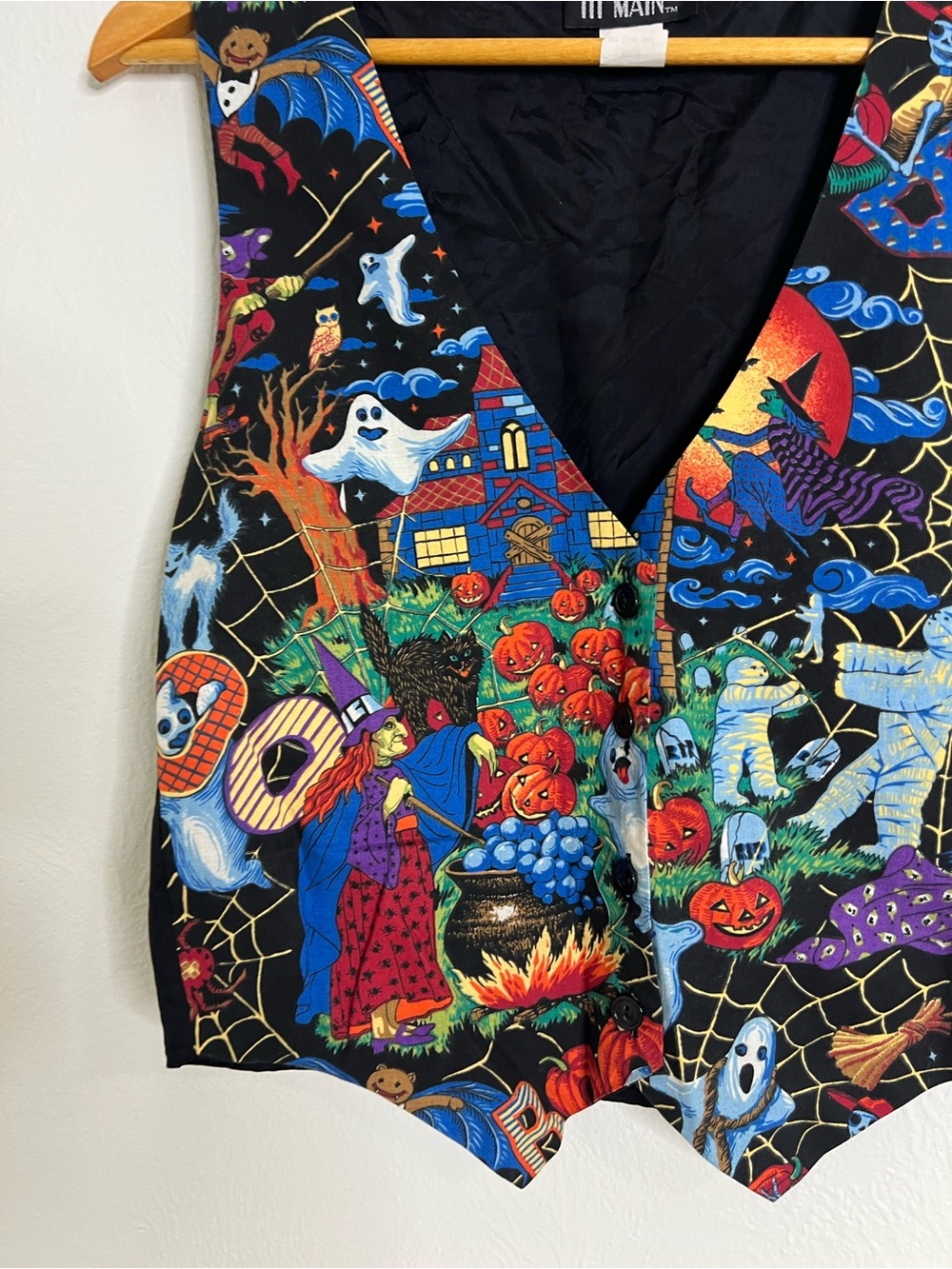 Vintage Halloween Print Vest - Colorful Spooky Scene size M - Picture 4 of 9
